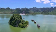 Phát triển du lịch bền vững tại quần thể Tam Chúc, Ninh Bình