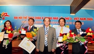 Thứ trưởng Nguyễn Danh Thái trao Kỷ niệm chương và Bằng khen cho VNPT – Nhà Tài trợ chính của AI Games 3