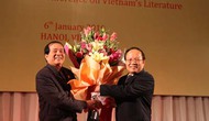 Gặp gỡ các đại biểu tham dự Hội nghị Quốc tế giới thiệu Văn học Việt Nam