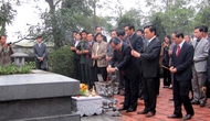 Sôi nổi hoạt động Kỷ niệm 245 năm ngày sinh, 190 năm ngày mất Ðại thi hào Nguyễn Du