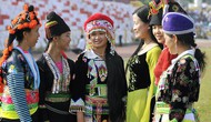 Trình diễn trang phục dân tộc Việt Nam từ ngày 20 đến 30/11/2011