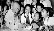 Tổ chức triển lãm ảnh “Chân dung Chủ tịch Hồ Chí Minh và vẻ đẹp Việt Nam” tại Ác-hen-ti-na