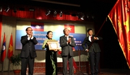 Trường Đại học Văn hóa TP Hồ Chí Minh đón nhận Huân chương hữu nghị Lào- Việt
