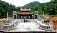 Tổ chức Lễ đón Bằng công nhận di tích quốc gia đặc biệt và Lễ hội mùa thu Côn Sơn - Kiếp Bạc năm 2012