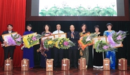 Trao tặng danh hiệu Nhà giáo ưu tú cho 7 nhà giáo thuộc các cơ sở đào tạo của Bộ