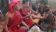 Tái hiện Lễ cưới truyền thống của đồng bào Pa cô tại “Làng”