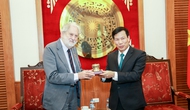 Bộ trưởng Nguyễn Ngọc Thiện tiếp Đặc phái viên thương mại của Thủ tướng Anh