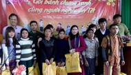 Làng Văn hóa Du lịch các dân tộc Việt Nam trao tặng 250 suất quà cho người nghèo tại Hà Tĩnh