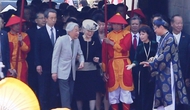 Nhà vua Nhật Bản cảm kích trước sự tiếp đón của người dân Huế
