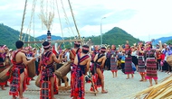 Trao cờ đăng cai Lễ hội Văn hóa - thể thao các huyện miền núi Quảng Nam lần thứ XX