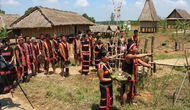 Bảo tồn và phát triển nghề truyền thống của các dân tộc thiểu số tại chỗ trên địa bàn tỉnh Kon Tum
