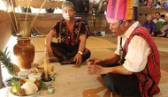 Dân tộc Tà Ôi tái hiện lễ Gieo hạt tại Làng