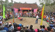 Tưng bừng hội vật truyền thống làng Thủ Lễ tại Thừa Thiên-Huế
