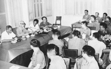 Xây dựng, rèn luyện đạo đức, phong cách của người cán bộ đảng viên hiện nay theo Di chúc Bác Hồ