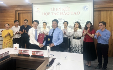 Ký kết thỏa thuận hợp tác giữa Trường Đại học Văn hóa TP.Hồ Chí Minh và Trường Cao đẳng Du lịch Huế