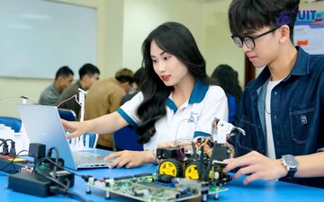 Hai hành trình - Một tinh thần bền bỉ của hai nữ sinh Gen Z trên hành trình theo đuổi ước mơ