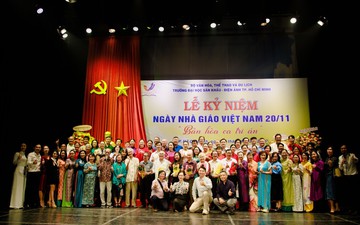 Trường ĐH Sân khấu- Điện ảnh TP.HCM tổ chức kỷ niệm 43 năm Ngày Nhà giáo Việt Nam 20/11