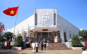 Bảo tàng Hồ Chí Minh: Điểm đến văn hóa - chính trị đặc biệt trong lòng Thủ đô Hà Nội