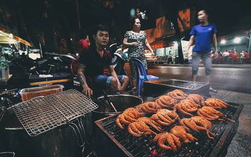 Vĩnh Khánh vào danh sách đường phố thú vị nhất thế giới