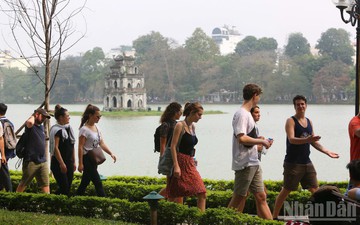 Cảnh báo nguy cơ lừa đảo trực tuyến vào mùa cao điểm du lịch