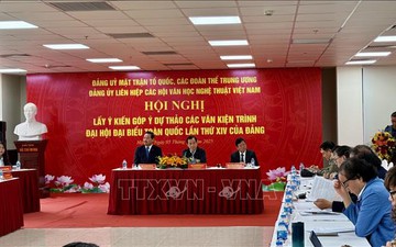 Văn nghệ sĩ góp ý dự thảo văn kiện Đại hội XIV của Đảng