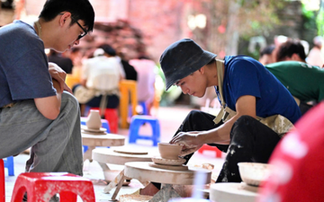 Đánh thức giá trị làng nghề trên những dòng sông