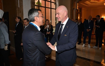 Chủ tịch FIFA chúc mừng các đội tuyển bóng đá Việt Nam vào chung kết SEA Games 33