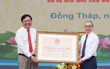 Đồng Tháp đón nhận Bằng xếp hạng Di tích quốc gia đặc biệt mộ cụ Phó bảng Nguyễn Sinh Sắc