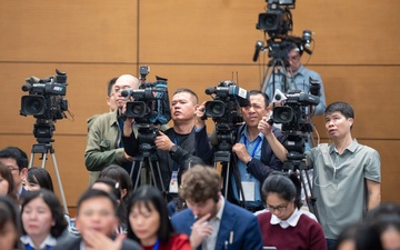 Tháo gỡ các điểm nghẽn chính sách, tạo điều kiện để báo chí phát triển lành mạnh