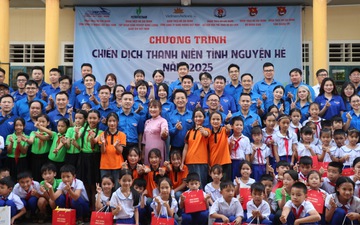 Cả nước chung tay xóa nhà tạm, nhà dột nát trong năm 2025: Niềm tin từ chính sách đúng đắn