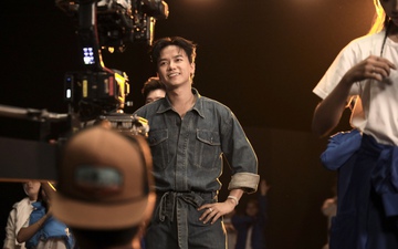 "Kết Nối" – KienlongBank đồng hành cùng Bùi Công Nam kỉ niệm cột mốc hoạt động nghệ thuật bền bỉ 