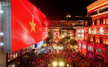 Cầu Vàng, Cầu Hôn ngợp ngời cờ hoa rực rỡ mừng Đại hội Đảng lần thứ XIV