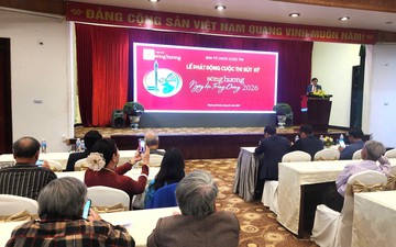 Phát động cuộc thi Bút ký "Sông Hương - Ngày hội trùng dương"