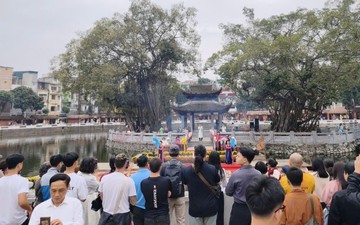 Hà Nội lập kỷ lục về đón khách du lịch trong kỳ nghỉ Tết