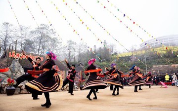 Từ đỉnh cao Fansipan đến Đảo Ngọc Phú Quốc: Một kỳ nghỉ Tết lịch sử của ngành du lịch Việt