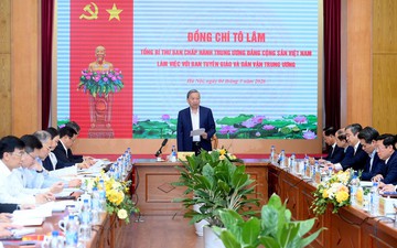 Xây dựng nền tảng chính trị, tư tưởng vững chắc, tạo nội lực mạnh mẽ phát triển đất nước