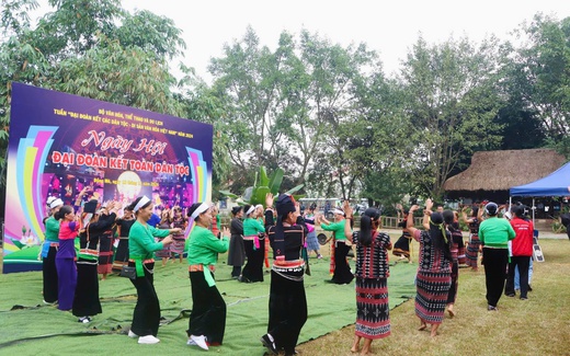 Gần 200 đồng bào dân tộc tham gia Tuần “Đại đoàn kết các dân tộc - Di sản Văn hóa Việt Nam” năm 2025