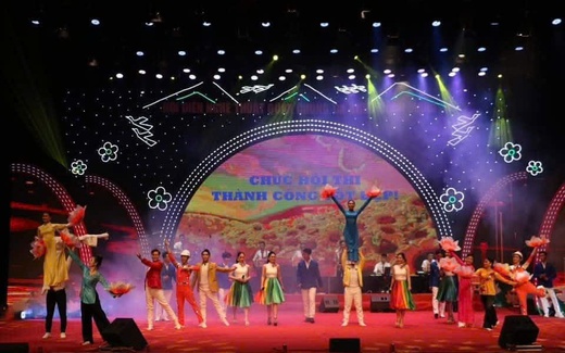Liên hoan nghệ thuật quần chúng khu dân cư toàn quốc 2025 - Tỏa sáng sức mạnh đoàn kết và bản sắc văn hóa