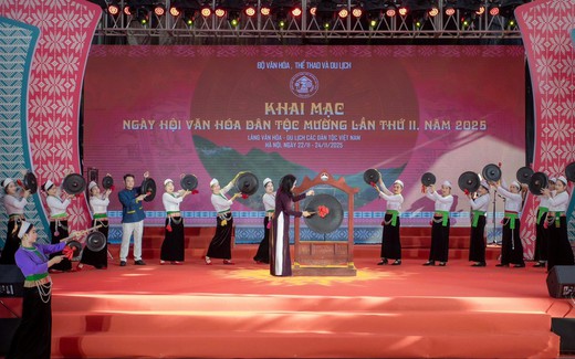 Khai mạc Ngày hội Văn hóa dân tộc Mường lần thứ 2, năm 2025