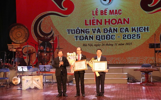 Bế mạc Liên hoan Tuồng và Dân ca kịch toàn quốc 2025