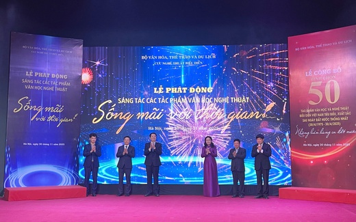 Phó Thủ tướng Mai Văn Chính: Các chiến sĩ văn hoá, nhà văn, nghệ sĩ cần phát huy trách nhiệm với nhân dân, Đảng, Tổ quốc và tương lai dân tộc