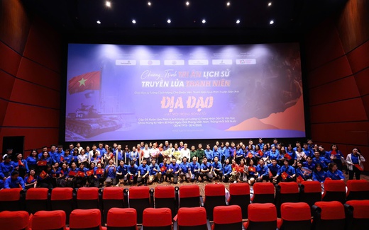 Giao lưu truyền cảm hứng lịch sử cho thanh niên qua phim “Địa đạo: Mặt trời trong bóng tối”