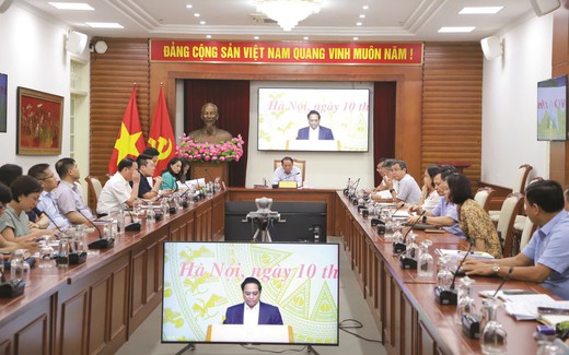 Bộ VHTTDL tập trung ưu tiên nguồn lực, phấn đấu hoàn thành nhiệm vụ trọng tâm 6 tháng cuối năm 2025 về phát triển khoa học, công nghệ, đổi mới sáng tạo và chuyển đổi số quốc gia