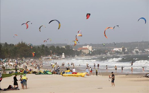 Ngành du lịch đón, phục vụ khoảng 3,5 triệu lượt khách dịp Tết Dương lịch