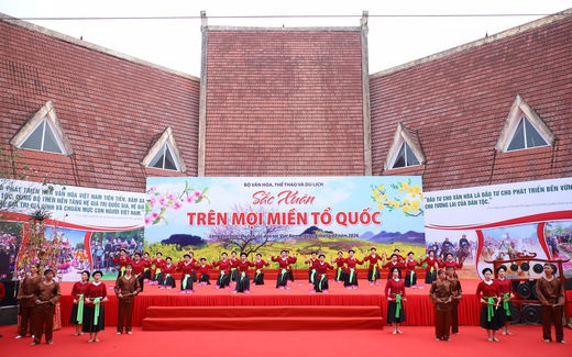 Khai mạc Ngày hội "Sắc xuân trên mọi miền Tổ quốc" năm 2026