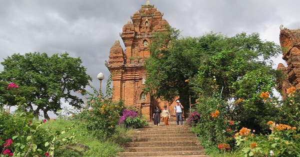 Ninh Thuận: Bảo tồn, phát huy bản sắc văn hóa dân tộc gắn với phát triển du lịch