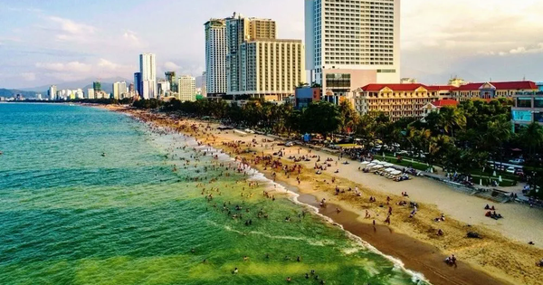 Khánh Hòa đón 16,4 triệu lượt khách du lịch trong năm 2025 - Bộ Văn hóa Thể thao và Du lịch