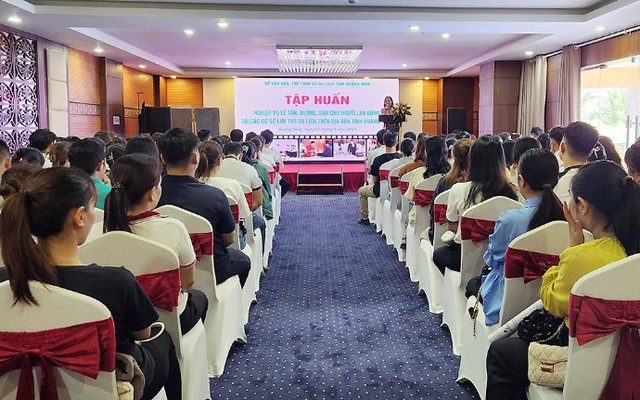 Quảng Nam: Tập huấn nghiệp vụ lễ tân, buồng, bàn cho người lao động tại các cơ sở lưu trú
