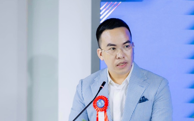 Doanh nhân Trần Việt Tân mong được gắn bó lâu dài với sự phát triển thể thao tài năng trẻ TP.HCM