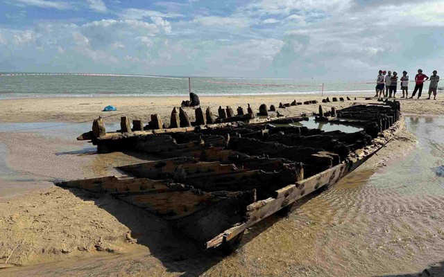 Khẩn trương lập dự án khai quật khảo cổ khu vực phát hiện tàu cổ ven biển Đà Nẵng